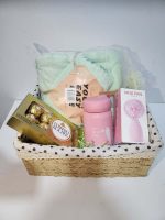 GIFT HAMPER FOR HER